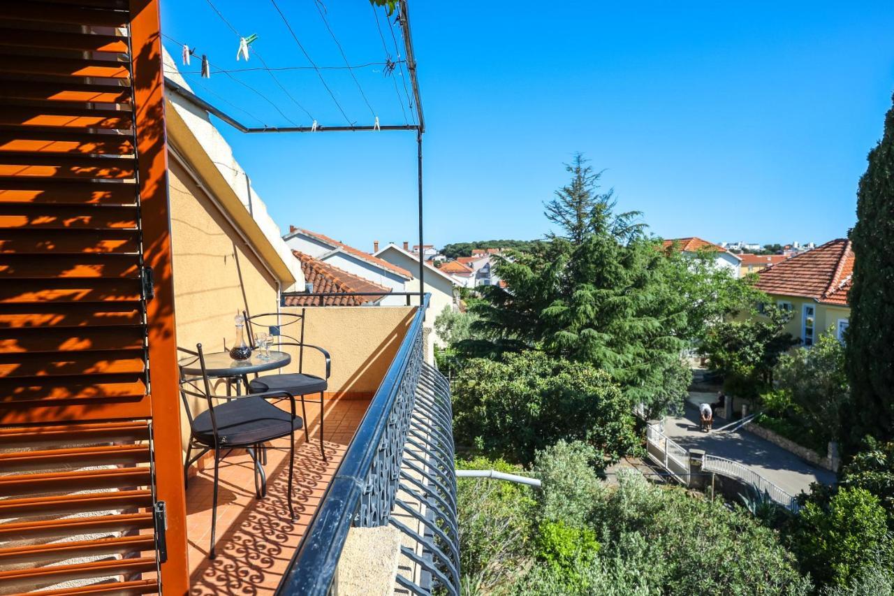 Apartments And Rooms Sinka Biograd Na Moru Extérieur photo